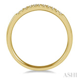 1/10 Ctw 11 Stone Round Cut Diamond Wedding Band in 14K Yellow Gold