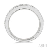 1 1/2 Ctw Round Cut Diamond Wedding Band in 14K White Gold