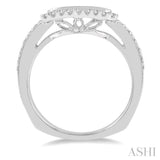 1/4 ctw Deep Curve Center Round Cut Diamond Wedding Band in 14K White Gold