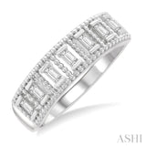 1/5 Ctw Open Frame Ball Bead Border Baguette Cut Diamond Fashion Band in 14K White Gold