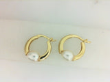 Pearl Earring