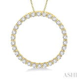 1 Ctw Round Cut Diamond Circle of Love Pendant with Chain in 14K Yellow Gold
