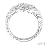 1/10 Ctw Bold Silver Twisted Rib Single Cut Diamond Bold Fashion Band in Sterling Silver