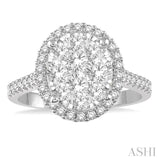 Oval Shape Lovebright Essential Diamond Ring